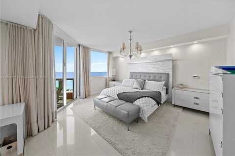 17875 Collins Ave, Sunny Isles Beach, FL 33160