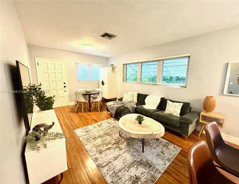 3095 SW 21st St, Miami, FL 33145