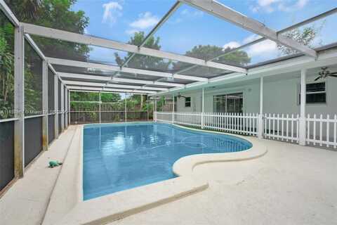 535 NE 158th St, Miami, FL 33162