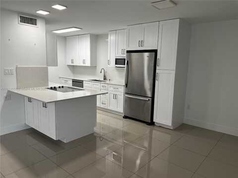 9350 SW 77th Ave, Miami, FL 33156