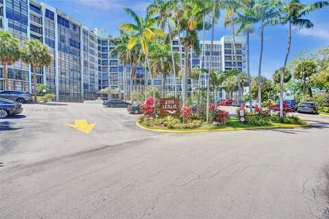 200 Leslie Dr, Hallandale Beach, FL 33009