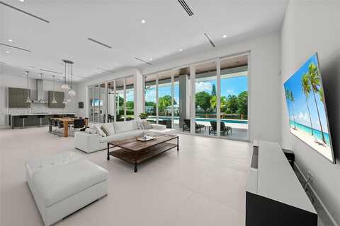 2815 NE 26th Pl, Fort Lauderdale, FL 33306