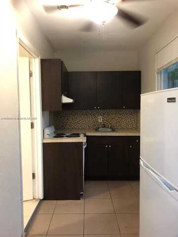 821 SW 29th Ct, Miami, FL 33135