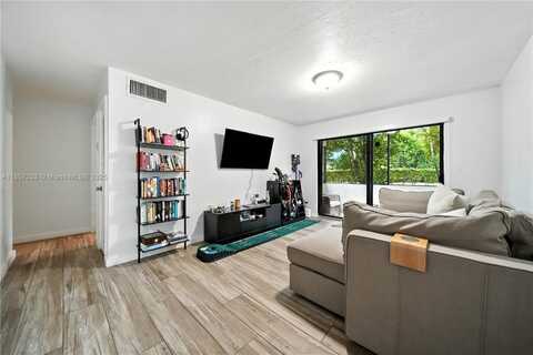 8701 SW 141st St, Palmetto Bay, FL 33176