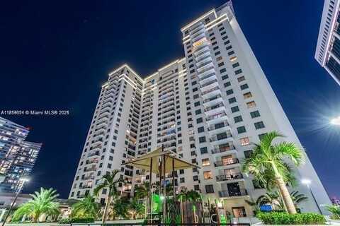 999 SW 1st Ave, Miami, FL 33130