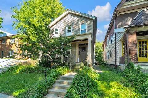 2920 N Bartlett Ave, Milwaukee, WI 53211