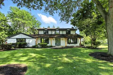 20025 Freedom Ct, Brookfield, WI 53045