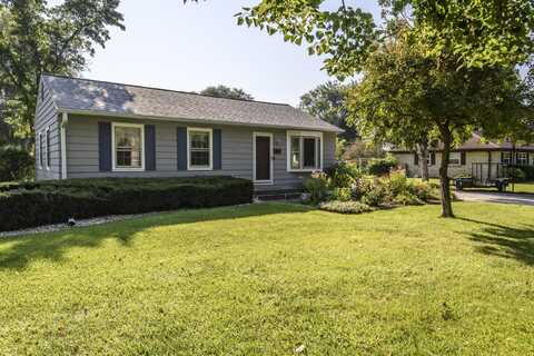 7424 S Quincy Ave, Oak Creek, WI 53154