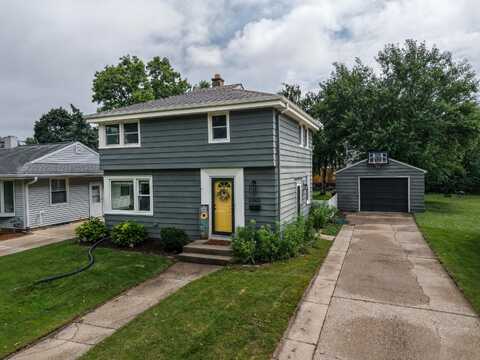 3340 S 55th St, Milwaukee, WI 53219
