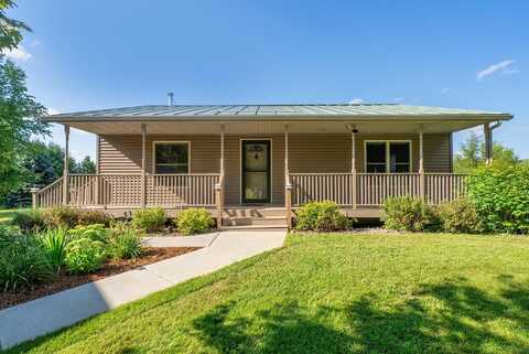 W5140 Hale Rd, Holmen, WI 54636