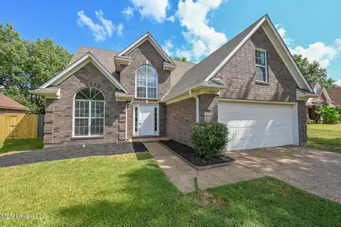 2166 Greencliff Drive, Southaven, MS 38672