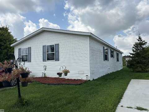 38067 St. Tropez, Clinton Township, MI 48038