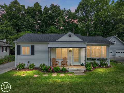 7399 Walbridge, Lexington, MI 48450