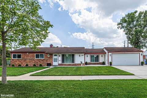 4840 Arden, Warren, MI 48092