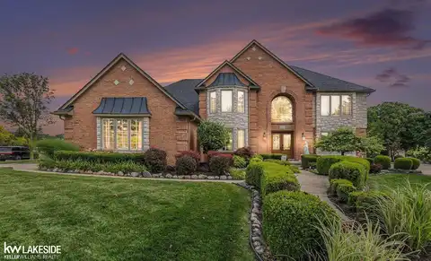43302 Westphalia, Sterling Heights, MI 48314