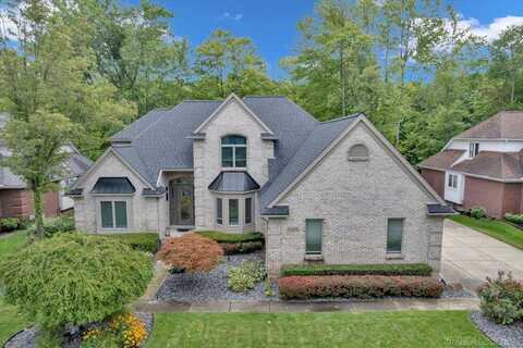 51696 Colonial, Shelby, MI 48316