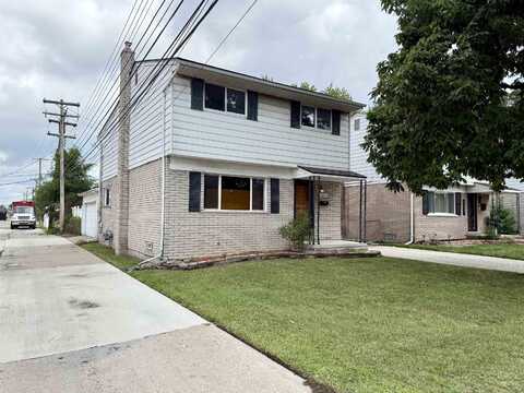 20833 Anita St, Harper Woods, MI 48225