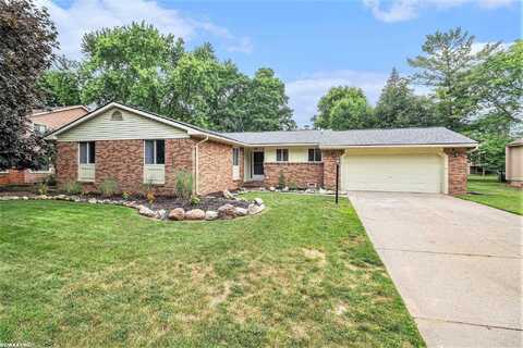 6423 Woodglen, Clarkston, MI 48346