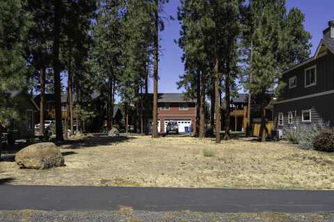 966 E Timber Pine Drive, Sisters, OR 97759