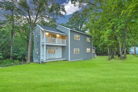 10 Exeter St, Brockton, MA 02302