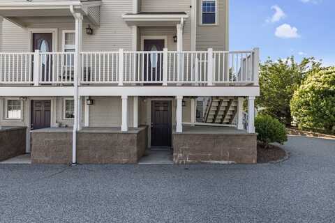 50 Clemence St, Cranston, RI 02920