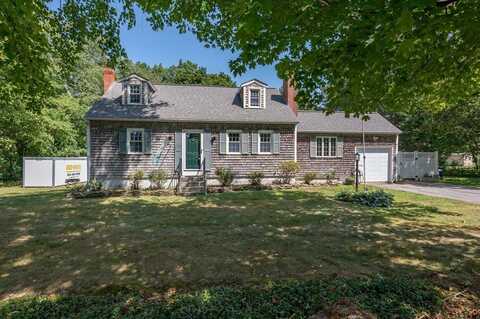 14 Lamprey Rd, Kensington, NH 03833