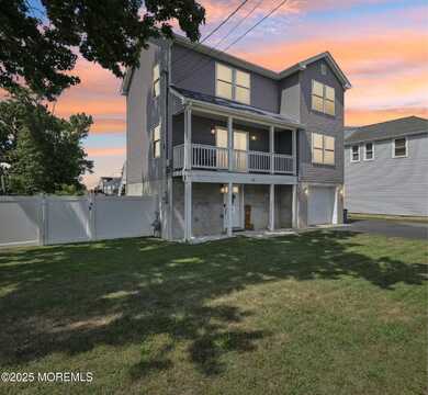 907 Florence Avenue, Union Beach, NJ 07735