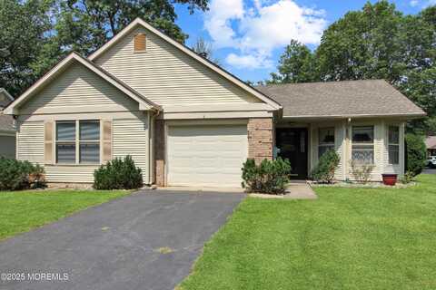 2 Morning Glory Lane, Whiting, NJ 08759