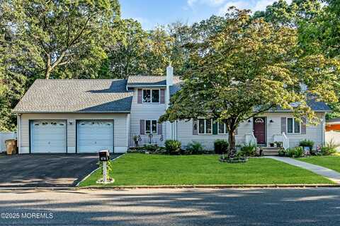27 Frederick Drive, Bayville, NJ 08721