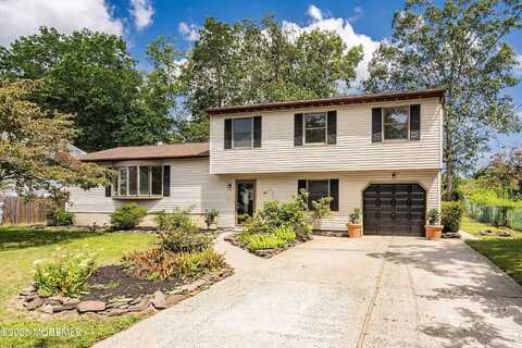 13 Grouse Drive, Bayville, NJ 08721