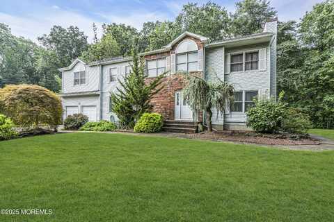 9 Brinley Drive, Matawan, NJ 07747