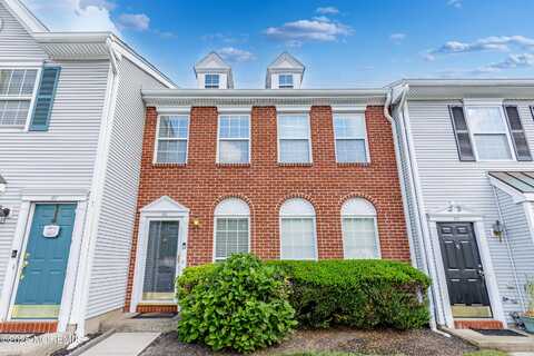 156 Setter Place, Freehold, NJ 07728