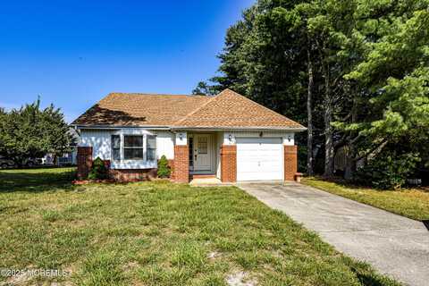 23 Cedar Avenue, Manahawkin, NJ 08050