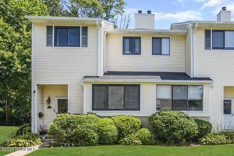 258 Clubhouse Drive, Middletown, NJ 07748