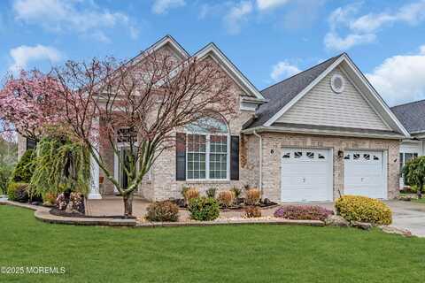 6 Julianne Court, Freehold, NJ 07728