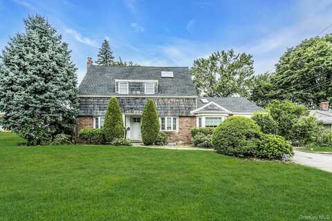238 Parkside Drive, Roslyn Heights, NY 11577