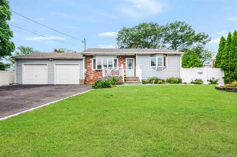 3 Vine Haven Lane, Commack, NY 11725