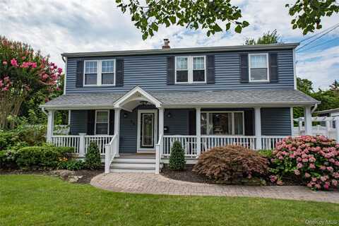 36 Wingam Drive, Islip, NY 11751