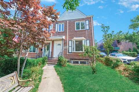 141-67 72 Crescent, Flushing, NY 11367