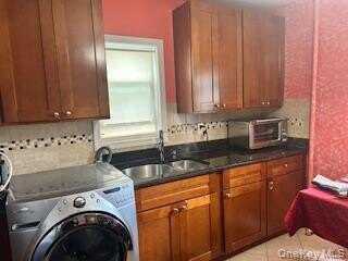 undefined, Jamaica, NY 11433