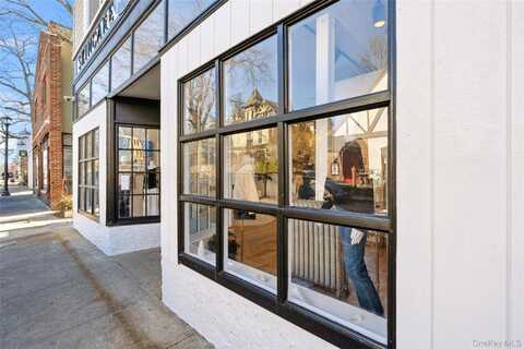 253 Sea Cliff Avenue, Sea Cliff, NY 11579