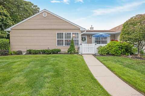 122 Theodore Drive, Coram, NY 11727
