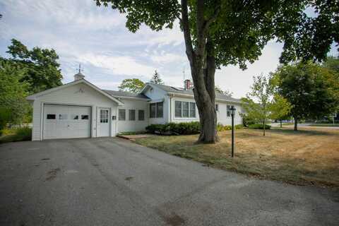 139 Fourteenth Street, Bangor, ME 04401