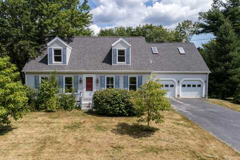 7 Seekins Drive, Bath, ME 04530