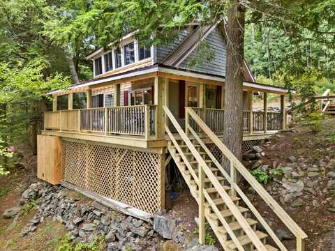 1548 State Route 46 Route, Bucksport, ME 04416