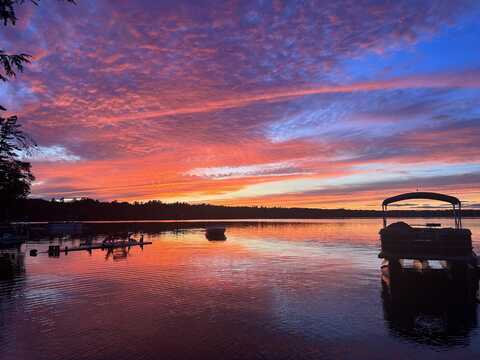 301 PRIDE FARM Road, Falmouth, ME 04105