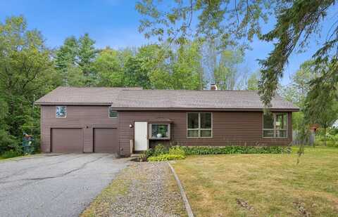 44 Winn Road, Falmouth, ME 04105