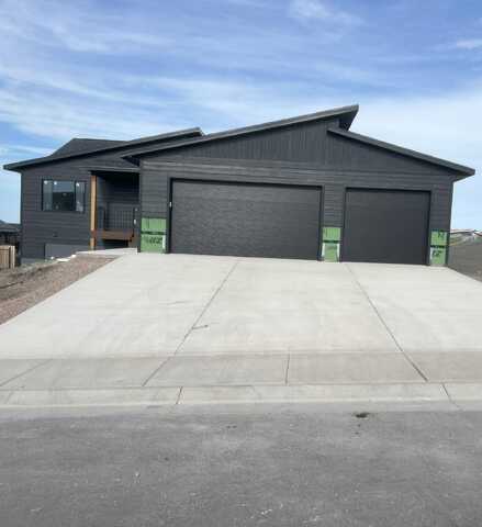 4814 Pahlmeyer Drive, Rapid City, SD 57703