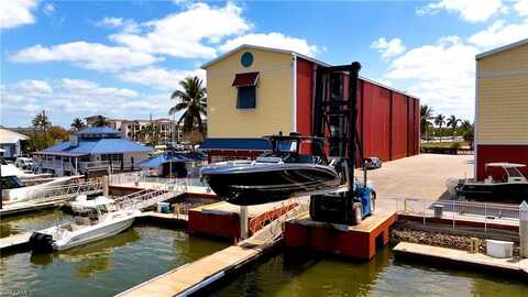 750 RIVER POINT, NAPLES, FL 34102