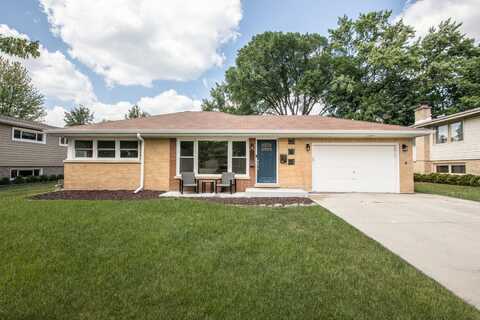 302 S Patton Avenue, Arlington Heights, IL 60005